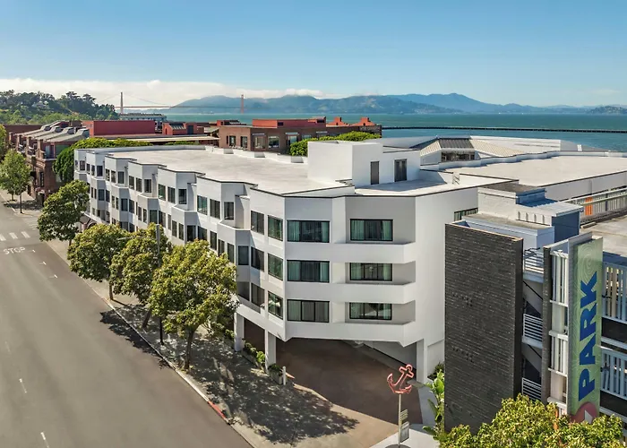 Courtyard By Marriott Fishermans Wharf